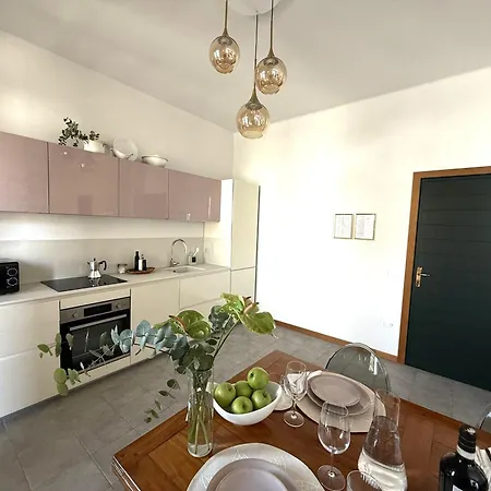 Ferienhaus Casa Yaya Terrace & Design - Centro Mare Pesaro